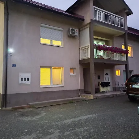 Ris 1 Apartamento *
